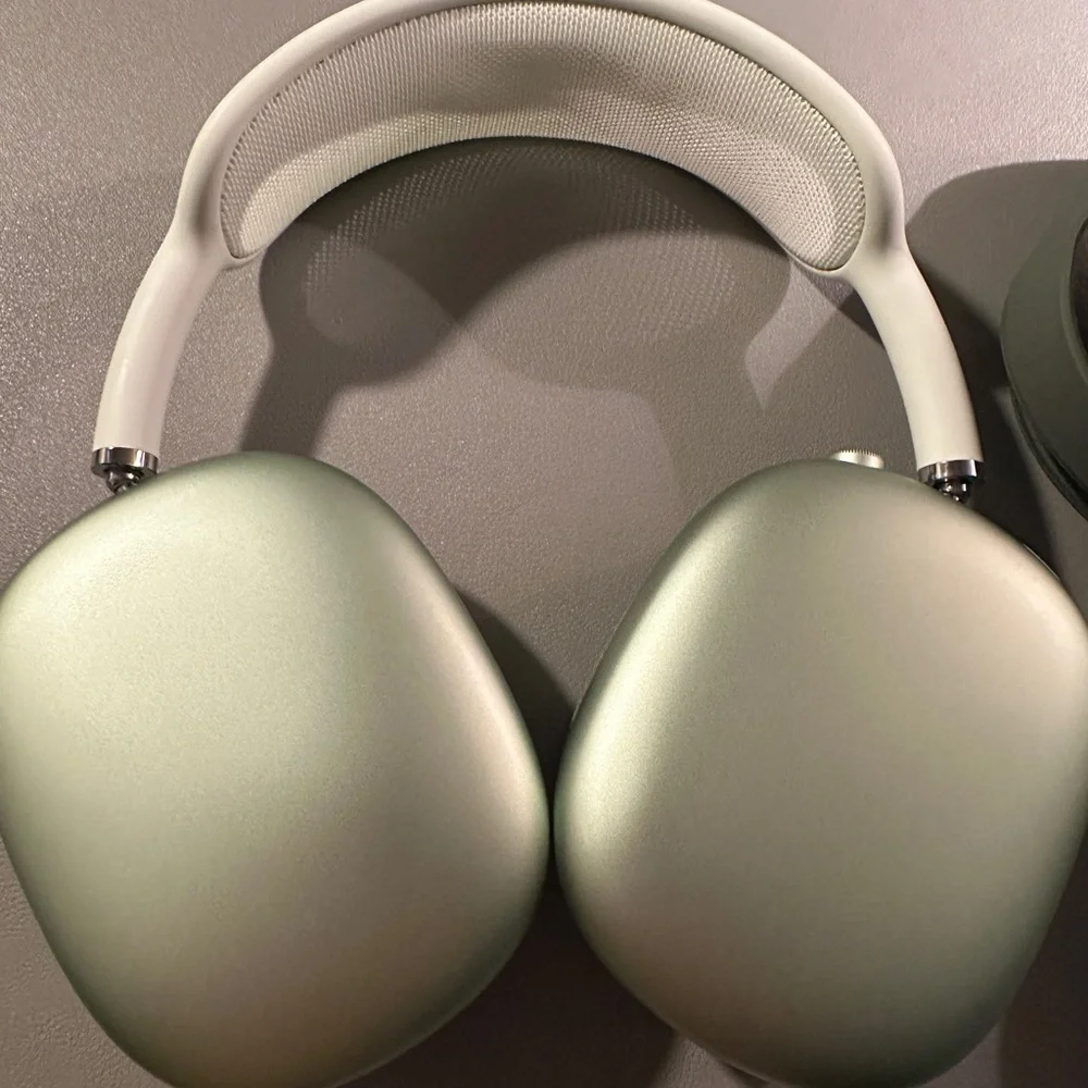 Apple Green AirPods Max